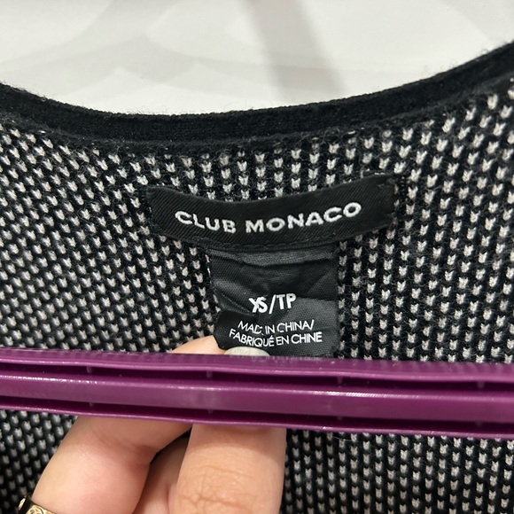 Club Monaco wisten sweater dress black and white size XS. - Picture 2 of 3